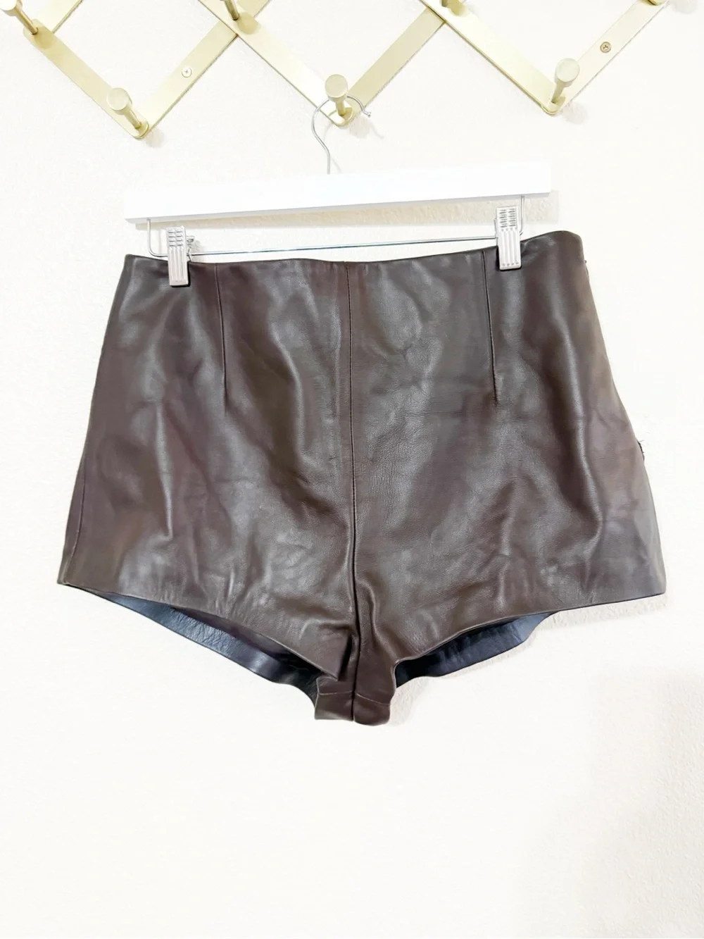 Camila Coelho Elia Leather Shorts in Chocolate Brown Espresso Size Large $369 - Picture 9 of 13